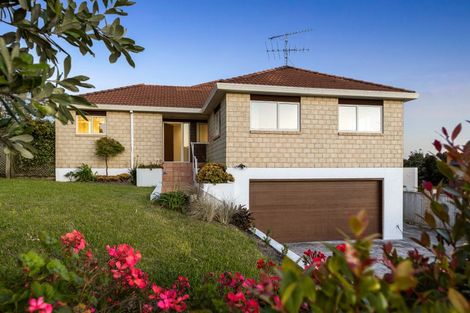 Photo of property in 20 Ascot Way, Orewa, 0931