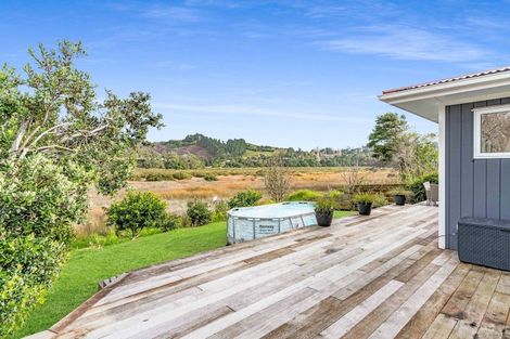 Photo of property in 128 Sharyn Place, Whangamata, 3620