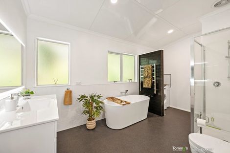 Photo of property in 100b Homebush Road, Khandallah, Wellington, 6035