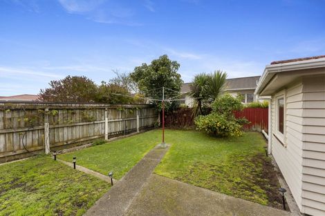 Photo of property in 607 Queen Street East, Levin, 5510