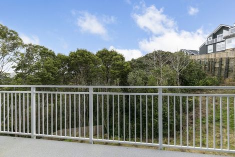 Photo of property in 10 Kohu Way, Whitby, Porirua, 5024