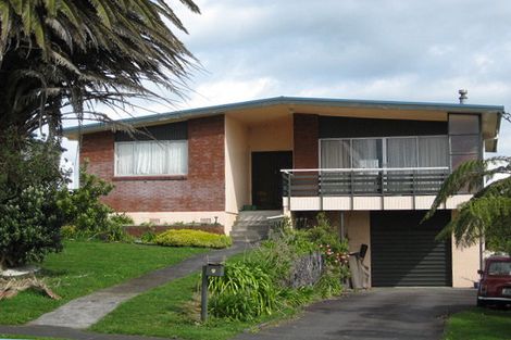 Photo of property in 25 Norwich Avenue, Spotswood, New Plymouth, 4310