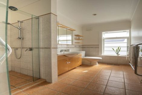 Photo of property in 189 Marine Parade, Seatoun, Wellington, 6022