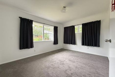 Photo of property in 74 Marlborough Avenue, Glenfield, Auckland, 0629