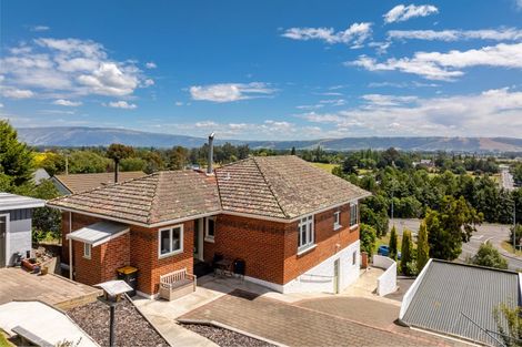 Photo of property in 16 Braeside, Kinmont Park, Mosgiel, 9024