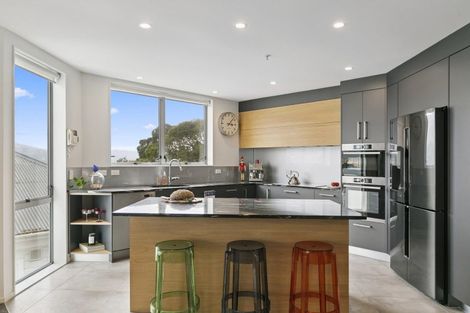 Photo of property in Alto Apartments, 4a/22 Telford Terrace, Oriental Bay, Wellington, 6011