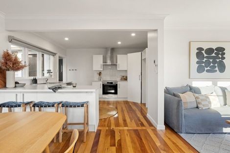 Photo of property in 13 Brocas Avenue, Hillcrest, Hamilton, 3216