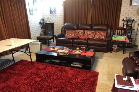 Photo of property in 2 Mangarata Avenue, Papatoetoe, Auckland, 2025