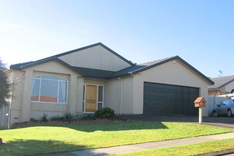 Photo of property in 8 Conacher Close, East Tamaki Heights, Auckland, 2016