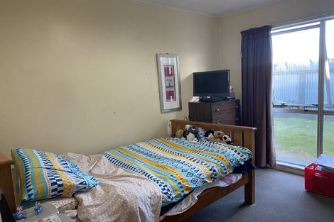 Photo of property in 2a Trinity Crescent, Pirimai, Napier, 4112