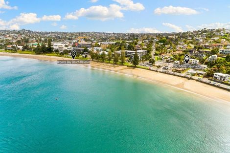 Photo of property in 1/28 Manly Esplanade, Browns Bay, Auckland, 0630