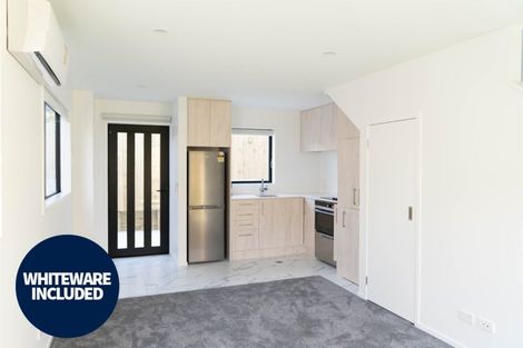 Photo of property in 2/102 Millbrook Road, Sunnyvale, Auckland, 0612