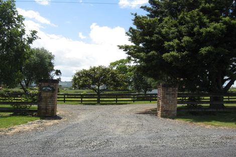 Photo of property in 281 Jesmond Road, Karaka, Drury, 2578