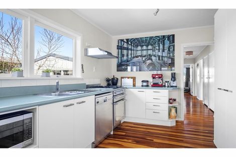 Photo of property in 16b Campbell Street, Waiuku, 2123