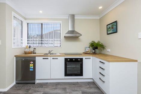 Photo of property in 380 Cambridge Terrace, Naenae, Lower Hutt, 5011