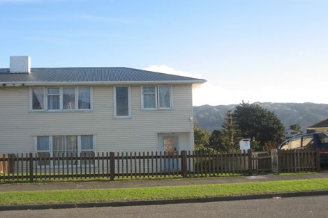 Photo of property in 54-56 Hereford Street, Cannons Creek, Porirua, 5024