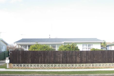 Photo of property in 6 Hillary Crescent, Maraenui, Napier, 4110