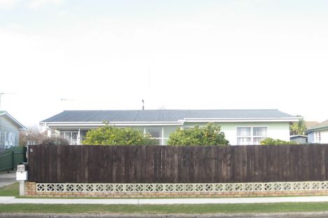 Photo of property in 6 Hillary Crescent, Maraenui, Napier, 4110