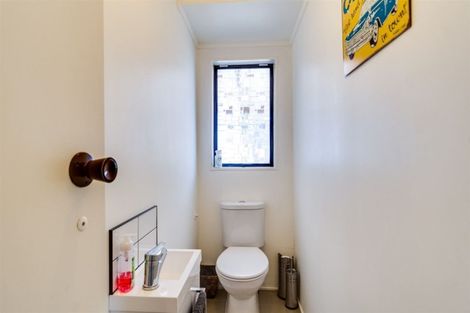 Photo of property in 31 Gilmour Place, Taradale, Napier, 4112