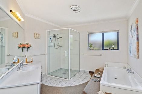 Photo of property in 2 Melia Place, Mount Maunganui, 3116