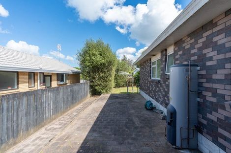 Photo of property in 96 Dixon Road, Glenview, Hamilton, 3206