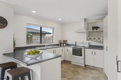 Photo of property in 52 Highfields Drive, Katikati, 3129