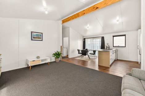 Photo of property in 4 Matipo Street, Tokomaru, 4474