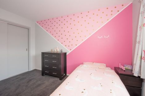 Photo of property in 28 Plunket Street, Omakau, 9376