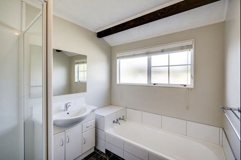 Photo of property in 4 Alley Place, Taradale, Napier, 4112