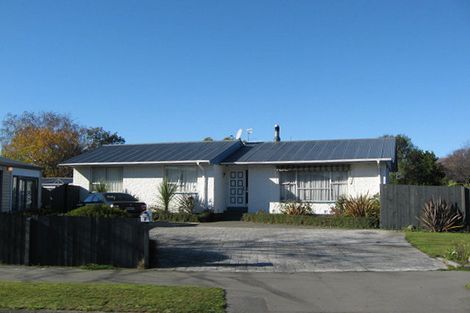 Photo of property in 2 Bidwell Place, Hillmorton, Christchurch, 8025