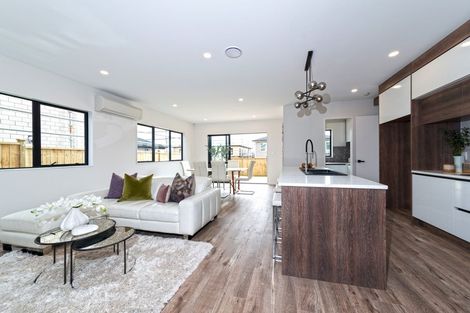 Photo of property in 70 Thomas Road, Flat Bush, Auckland, 2019