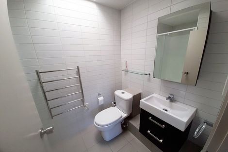 Photo of property in 1/72l Kitchener Road, Milford, Auckland, 0620