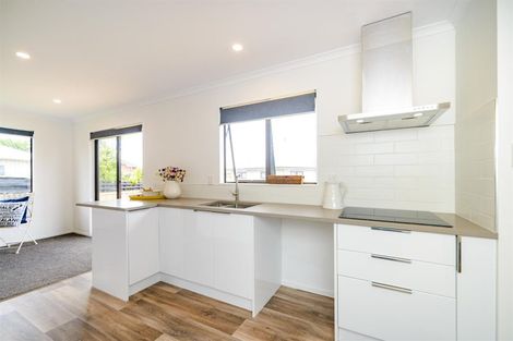 Photo of property in 5 Meads Place, Bulls, 4818