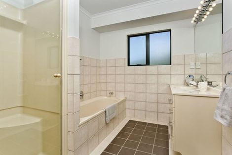 Photo of property in 26 Bushlands Park Drive, Albany, Auckland, 0632