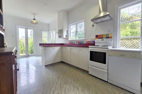 Photo of property in 75 Chamberlain Road, Karori, Wellington, 6012