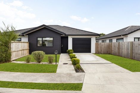 Photo of property in 2/5 Camden Place, Pukete, Hamilton, 3200