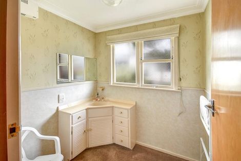 Photo of property in 15 Kinmont Crescent, Kinmont Park, Mosgiel, 9024