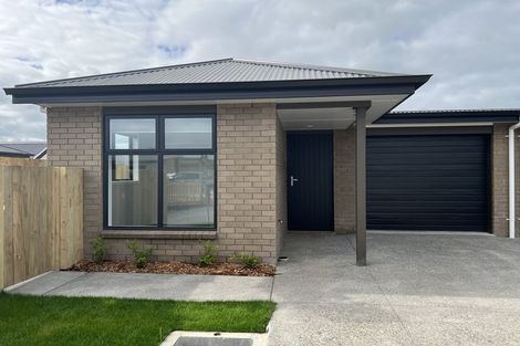 Photo of property in 53 Waruhia Crescent, Rototuna North, 3281