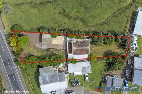 Photo of property in 31 Kawakawa-orere Road, Kawakawa Bay, 2585