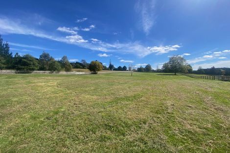 Photo of property in 98 Mahoenui Valley Road, Coatesville, 0793