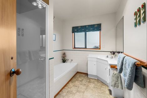 Photo of property in 39 Montrose Avenue, Culverden, 7392