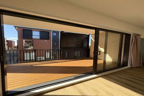 Photo of property in 28/59 Spring Street, Onehunga, Auckland, 1061