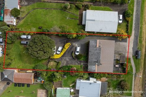 Photo of property in 13 Wallis Street, Raglan, 3225