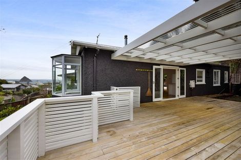 Photo of property in 65 Pioneer Road, Moturoa, New Plymouth, 4310