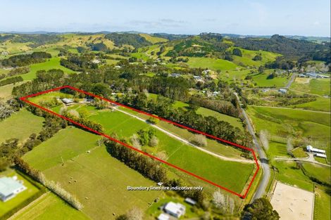 Photo of property in 65 Annett Road, Kumeu, 0891