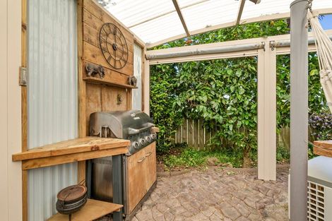 Photo of property in 14 Lowburn Avenue, Waipu, 0510