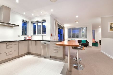 Photo of property in 56 Grovenor Drive, Orewa, 0931