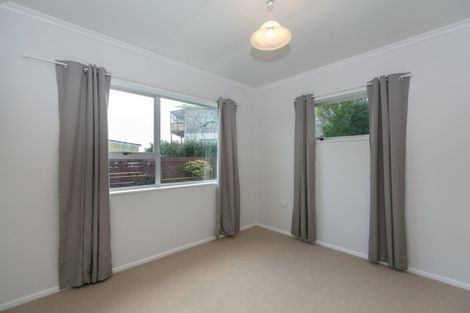 Photo of property in 28a Marchant Place, Westown, New Plymouth, 4310