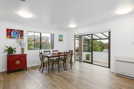 Photo of property in 2 Beverley Place, Waverley, Dunedin, 9013