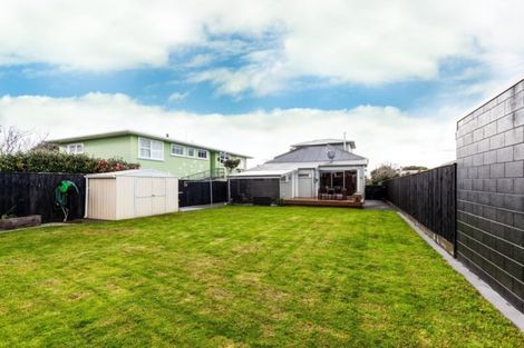 Photo of property in 7 Massey Street, Westown, New Plymouth, 4310